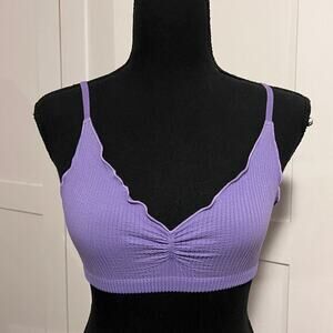 NWOT Out From Under Lavender Scalloped  V-neck Bralette xs/s
